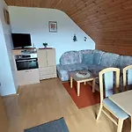 Maxgut Apartment