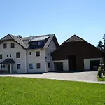 Apartment Maxgut